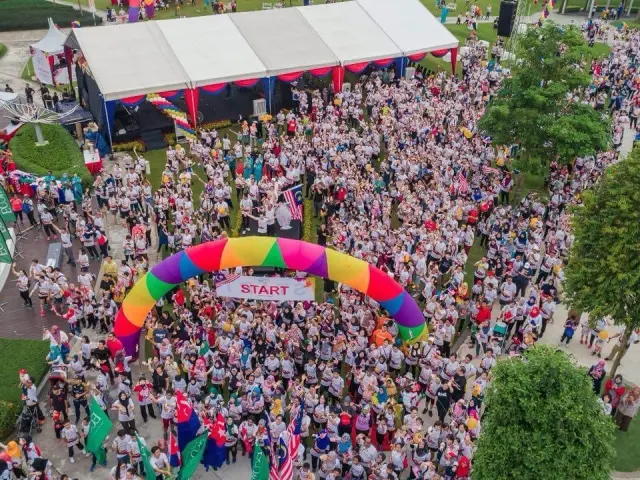 Outdoor bazaar event JB